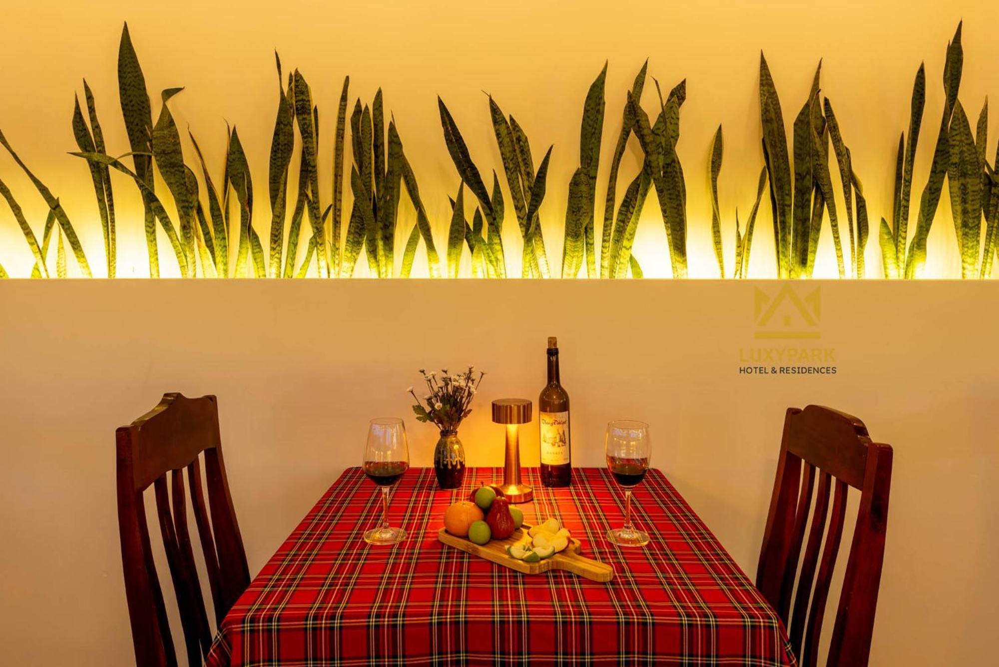 Luxy Park Hotel - Phu Quoc Centre Dış mekan fotoğraf