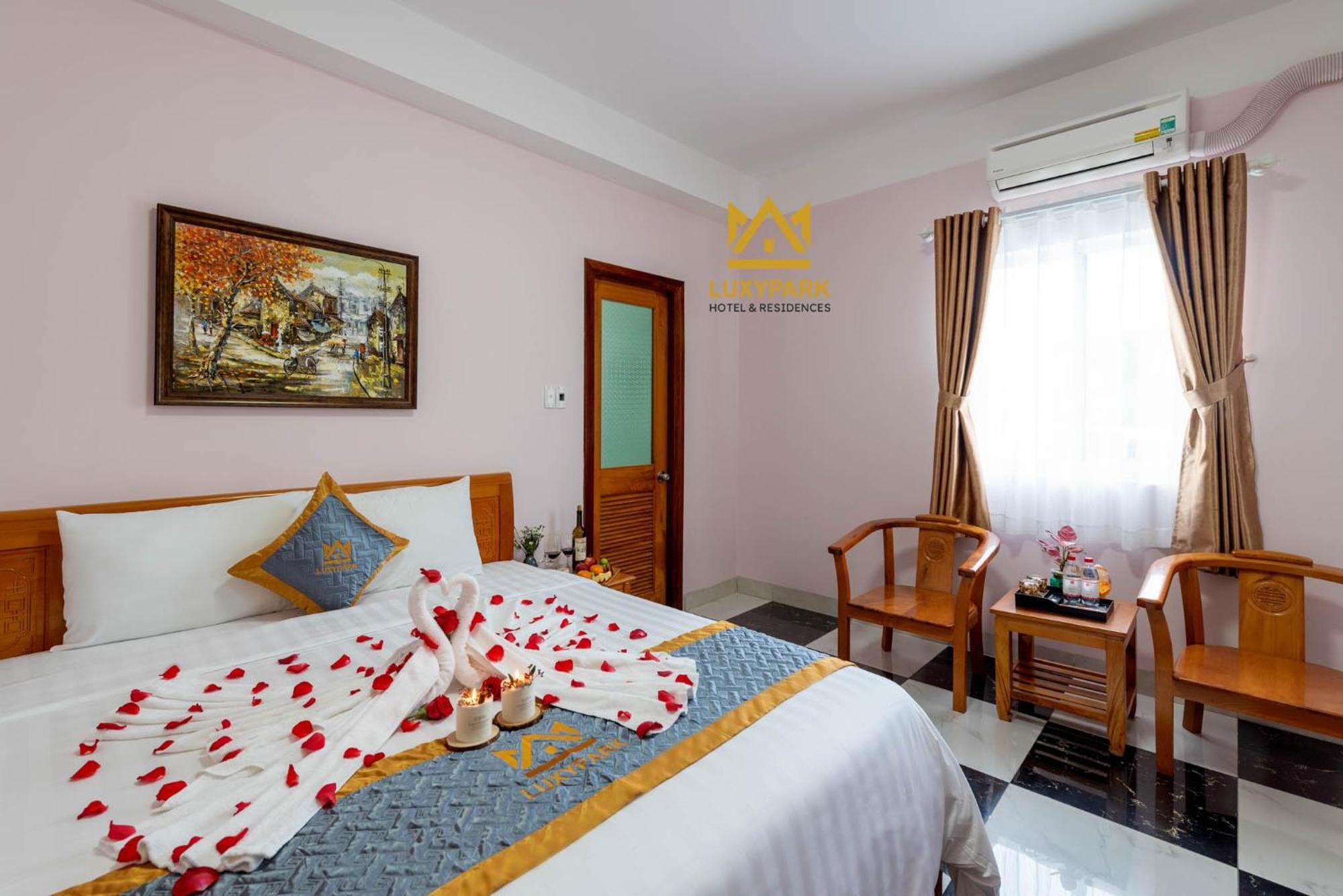 Luxy Park Hotel - Phu Quoc Centre Dış mekan fotoğraf