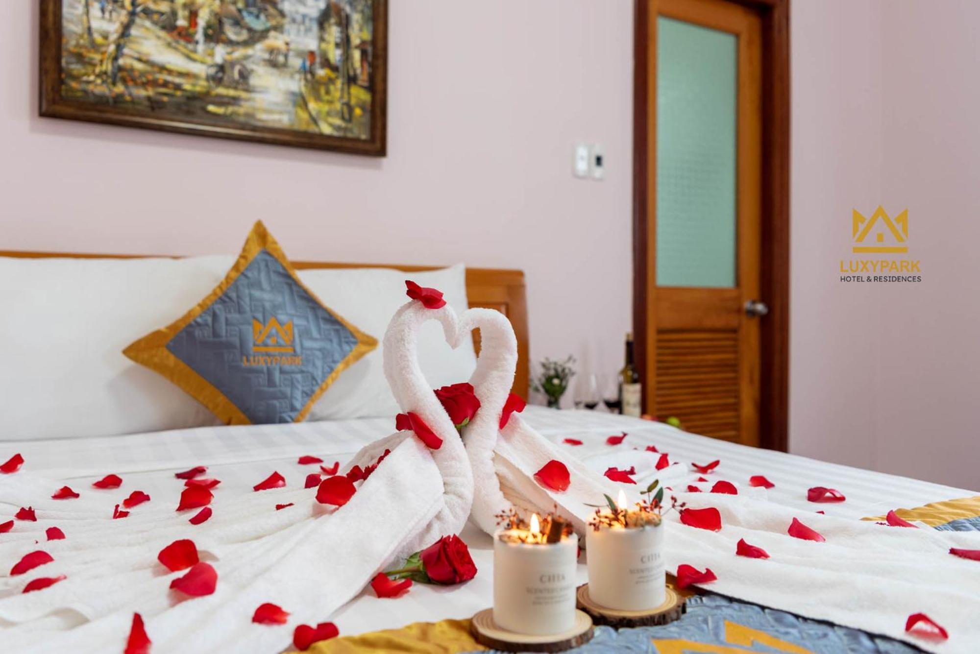 Luxy Park Hotel - Phu Quoc Centre Dış mekan fotoğraf