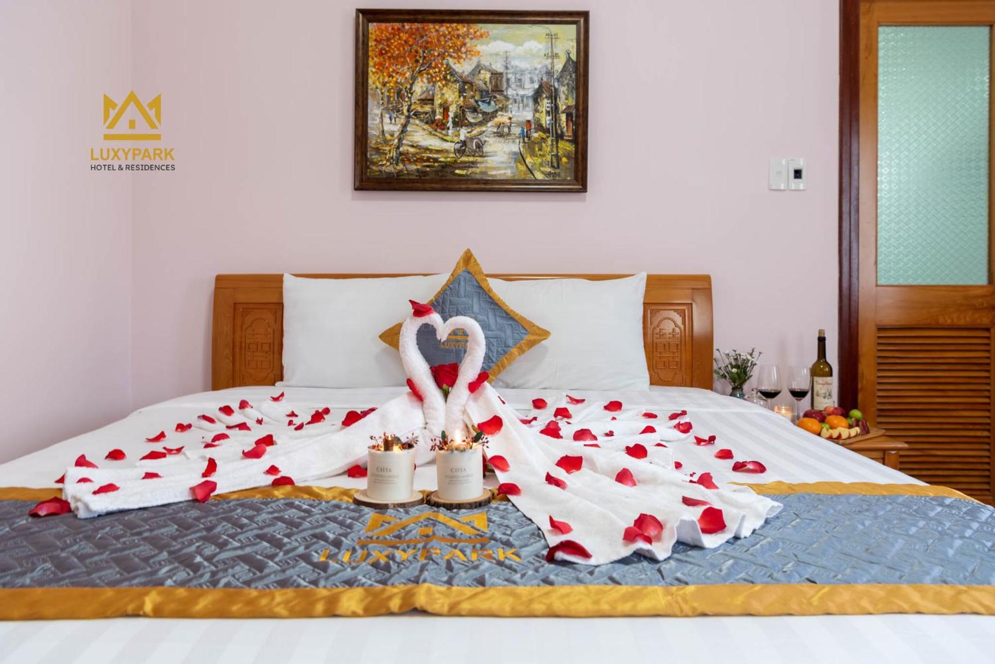 Luxy Park Hotel - Phu Quoc Centre Dış mekan fotoğraf